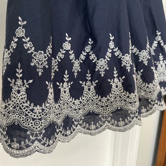 Gorgeous Blue Skirt 🤩 💜 👗 - Picture 3 of 8